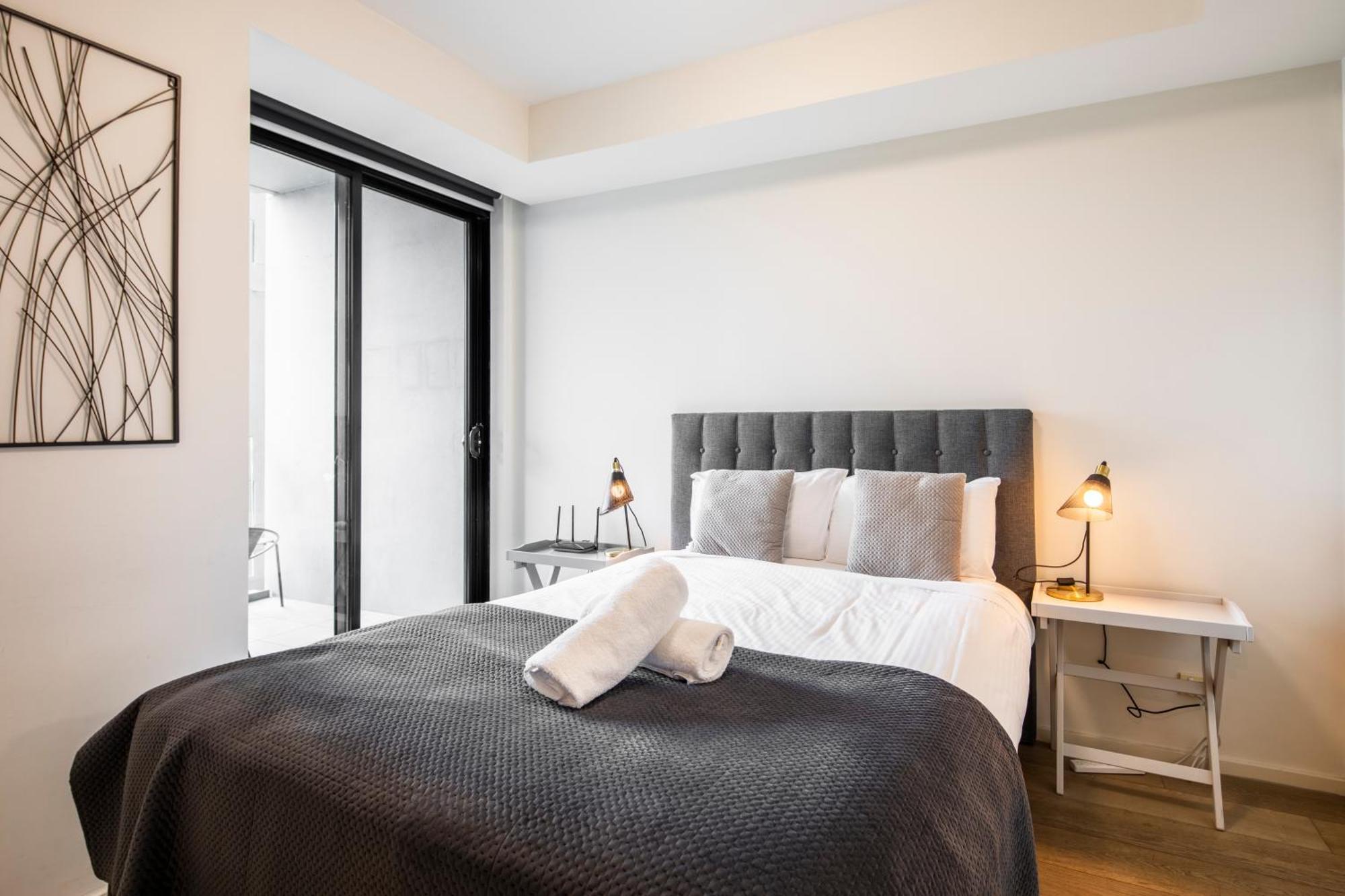 Waterfront Melbourne Apartments Екстер'єр фото