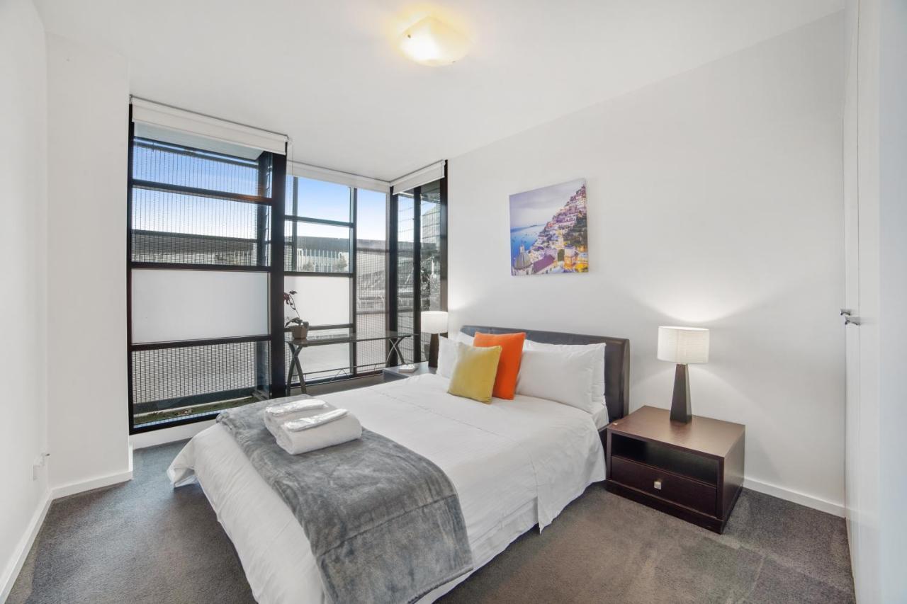 Waterfront Melbourne Apartments Екстер'єр фото